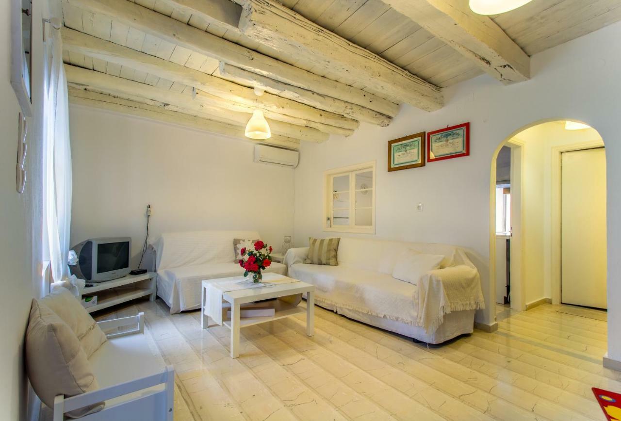 Holiday home House Agrafoi